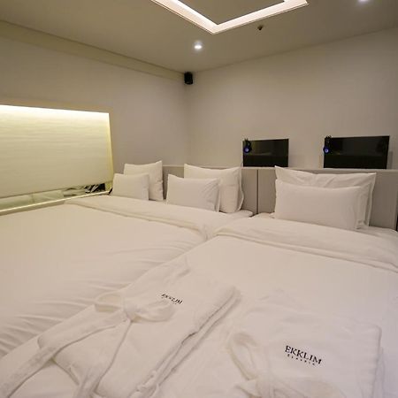 Ekklim Classic Hotel Pyeongtaek Εξωτερικό φωτογραφία